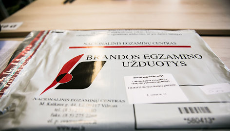 Lietuvių kalbos ir literatūros brandos egzaminas