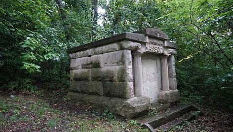 Trijų brolių lietuvių, mėsos skerdėjų Masokų kapas Spring valley lietuvių laisvės kapinėse