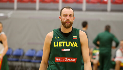 Artūras Milaknis