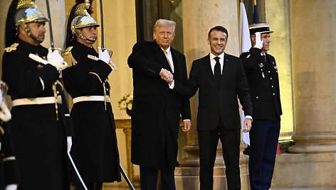 Donaldas Trumpas ir Emmanuelis Macronas