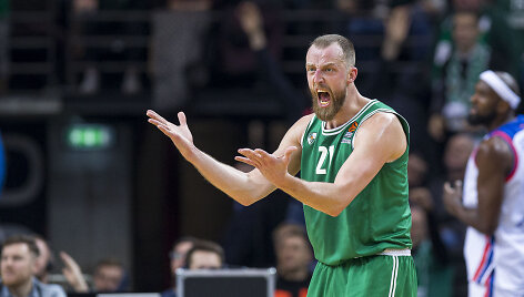 Artūras Milaknis
