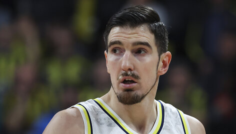 Nando De Colo