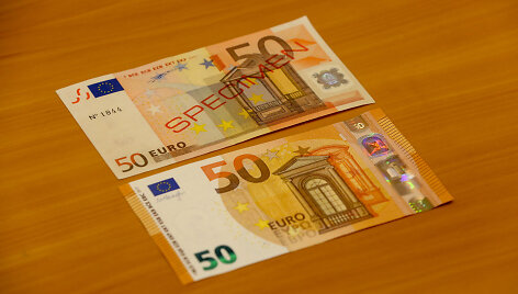 Lietuvos banke pristatytas naujas 50 eurų nominalo banknotas