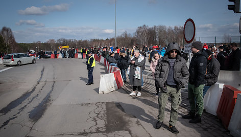 Į Europą besitraukiantys ukrainiečiai