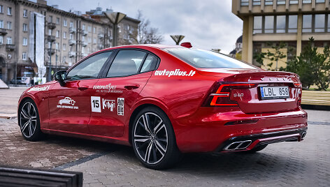 Volvo  S60 &ndash; konkurso &bdquo;Metų automobilis&ldquo; dalyvis