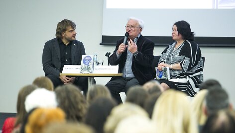 Algimanto Čekuolio knygos pristatymo akimirka