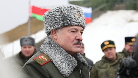 A.Lukašenka pripažino: Baltarusijos kariuomenė per silpna kariauti Ukrainoje