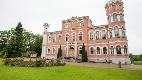 Byrinių pilis