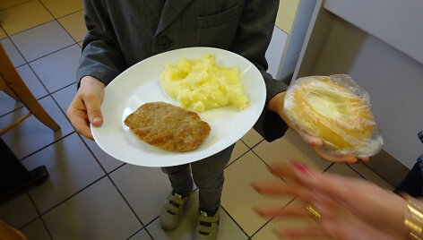 Maitinimas Alytaus &Scaron;v. Benedikto gimnazijoje