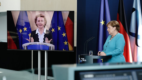 Ursulos von der Leyen ir Angelos Merkel pokalbis