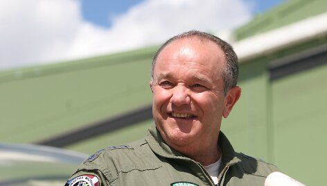 Į &Scaron;iaulius atskridęs NATO pajėgų Europoje vadas Phillipas Breedlove&rsquo;as atvežė saugumo garantijas