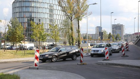 Lvovo g. pabaigoje įrengta žiedinė sankryža