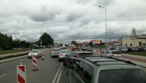 Spūstis ties Veiverių gatvės ir Europos prospekto sankryža