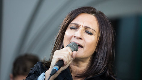 Neda Malūnavičiūtė