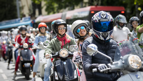&bdquo;Vespa&ldquo; motorolerių sezono atidarymas