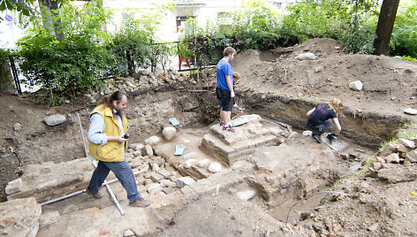 Vilniaus Didžiosios sinagogos komplekso archeologiniai tyrimai nustebino netikėtai atrastais unikaliais radiniais