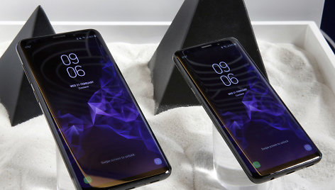 „Samsung“ pristatė naujausius „Galaxy S9“ modelio telefonus