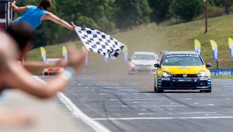 „Volkswagen Castrol Cup“ lenktynės Čekijoje