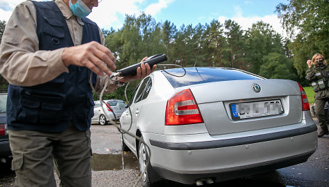 Reido metu matuojami anglies monoksido (CO) kiekiai automobilių išmetamosiose dujose