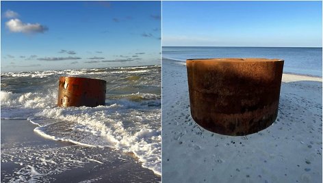 Baltijos jūros bangos ties Kuršių nerija išplukdė metalinius gigantus