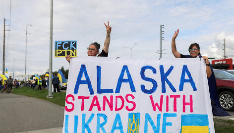 Aliaskoje prie&scaron; Trumpo ir Putino susitikimą renkasi protestuotojai