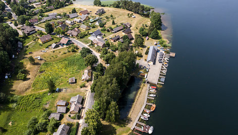 Teismas leido tęsti laivų nuomos konkursą Palūšėje