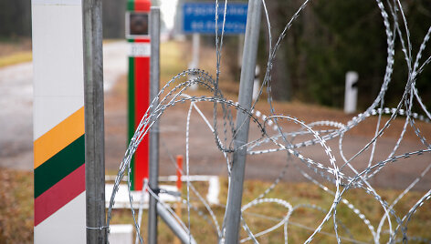 Fizinio barjero pasienyje su Baltarusija statyba