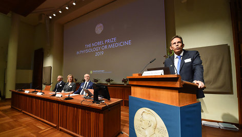 Nobelio komiteto sekretorius Thomas Perlemannas skelbia laureatų pavardes