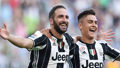 Gonzalo Higuainas