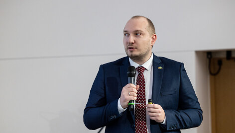 Gintautas Jak&scaron;tas