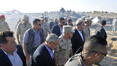Nelaimės vietoje apsilankė auk&scaron;ti Egipto politikai ir pareigūnai.