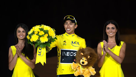 Eganas Bernalas triumfavo „Tour de France“ lenktynėse.
