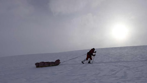 Dariaus Vaičiulio ekspedicija per Antarktidos sniegynus