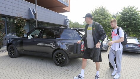 Arvydas Sabonis atvežė savo sūnų Domantą į krep&scaron;ininkų stovyklą