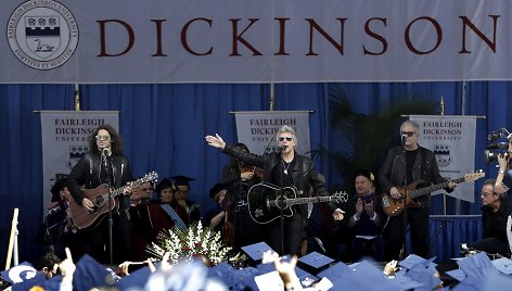 „Bon Jovi“ Fairleigh Dickinsono universiteto diplomų įteikimo ceremonija