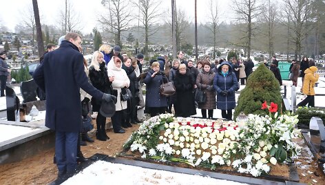 Dizainerio Egidijaus Sidaro laidotuvių akimirka