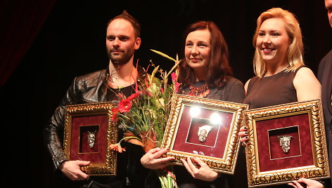 Choreografas Aurelijus Liškauskas, aktorė Regina Šaltenytė ir  Renata Kutaitė