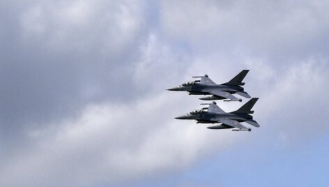 F-16 naikintuvai / IMAGO/Philip Reynaers / IMAGO/Photo News