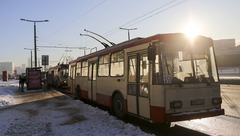 Troleibusas Vilniaus stotelėje