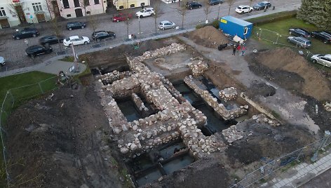 Šv. Jono bažnyčios bokšto ir jo aplinkos archeologiniai tyrinėjimai.