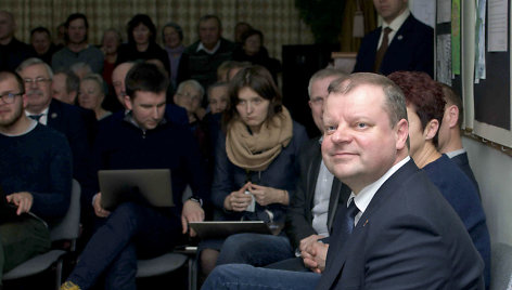 Premjeras Saulius Skvernelis pranešė dalyvausiantis prezidento rinkimuose