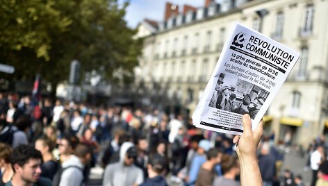 Prancūzijos darbo rinkos reformos įžiebė naujus protestus