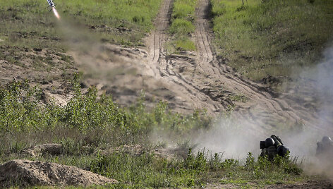 &bdquo;Javelin&ldquo; sistemos bandymai Ukrainos poligone