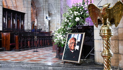 Nobelio taikos laureato arkivyskupo D.Tutu laidotuvių ceremonija