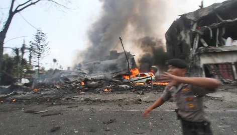 Indonezijos karinio transporto lėktuvo katastrofa