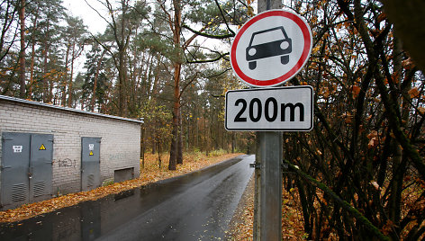 Eismą ribojantys ženklai Kiškių gatvėje