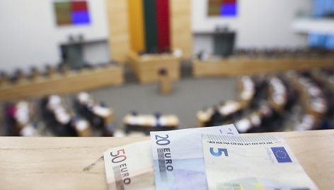 Seime pradėta svarstyti 2016 metų biudžetas