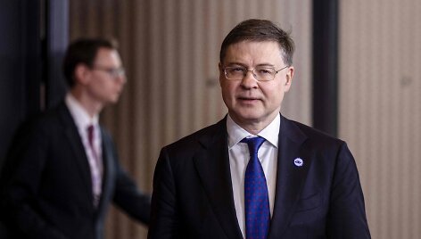 Valdis Dombrovskis / WOJTEK RADWANSKI / AFP