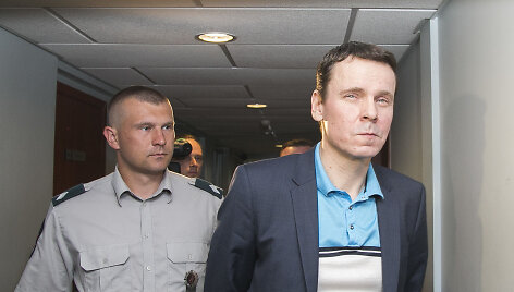 Teisme pra&scaron;oma dar kartą pratęsti Raimondo Kurlianskio suėmimą