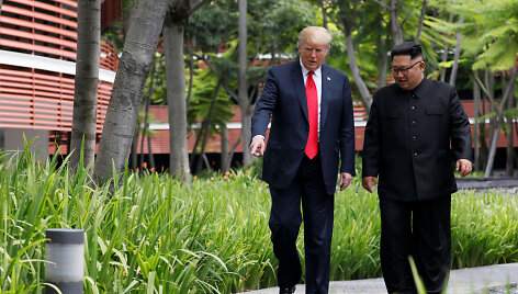 Kim Jong Unas ir Donaldas Trumpas